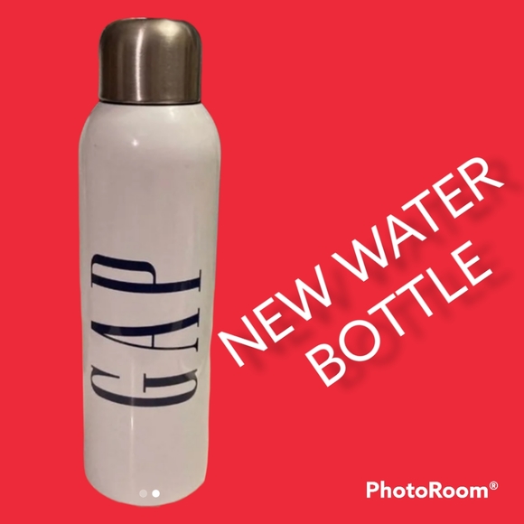 NEW WATER BOTTLE - Picture 1 of 1